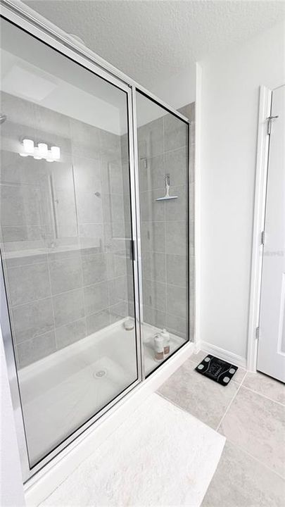 En Renta: $2,600 (4 camas, 3 baños, 1847 Pies cuadrados)