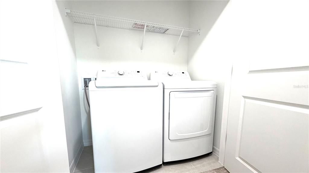 В аренду: $2,550 (3 спален, 2 ванн, 1766 Квадратных фут)