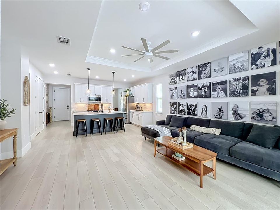 Active With Contract: $495,000 (3 beds, 2 baths, 1583 Square Feet)
