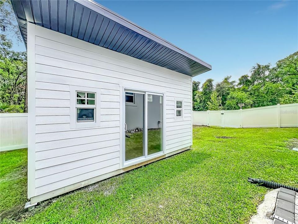Active With Contract: $495,000 (3 beds, 2 baths, 1583 Square Feet)