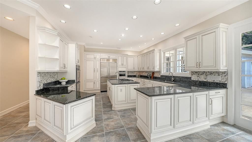 En Venta: $1,900,000 (5 camas, 7 baños, 5986 Pies cuadrados)