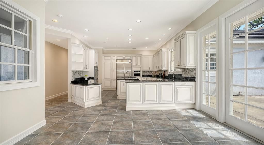 En Venta: $1,900,000 (5 camas, 7 baños, 5986 Pies cuadrados)