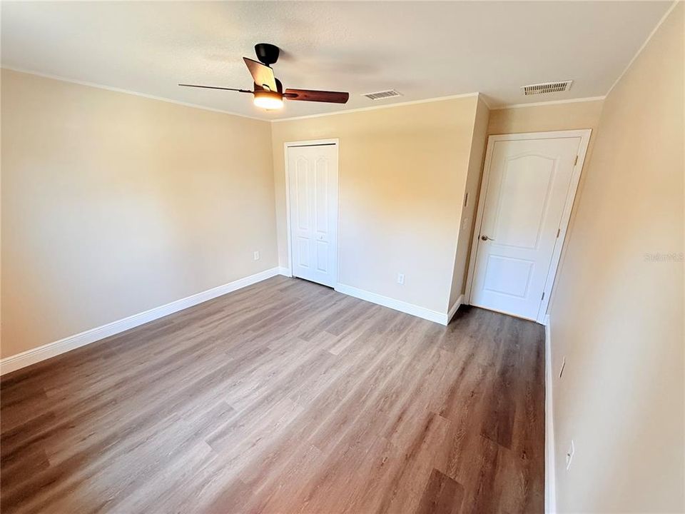 For Sale: $320,000 (3 beds, 2 baths, 1536 Square Feet)