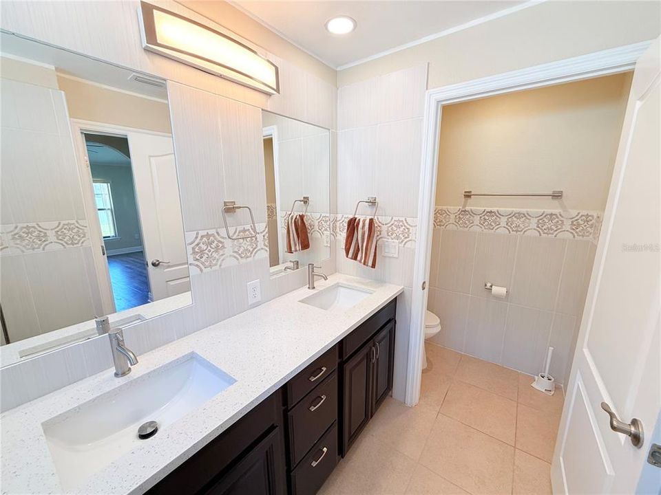 For Sale: $320,000 (3 beds, 2 baths, 1536 Square Feet)