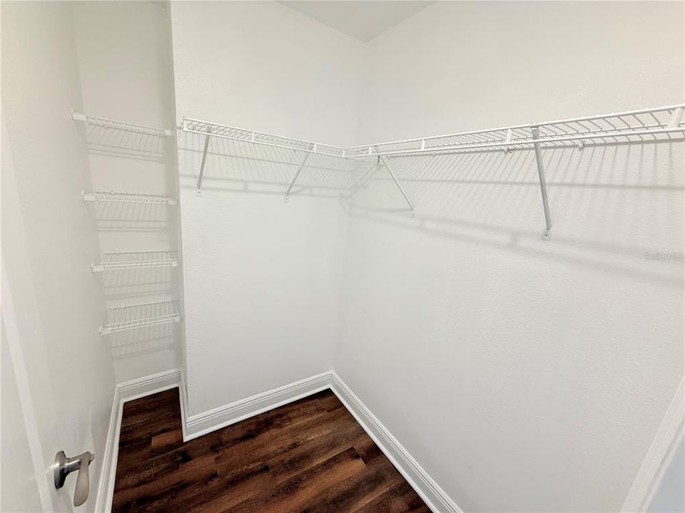 For Sale: $320,000 (3 beds, 2 baths, 1536 Square Feet)