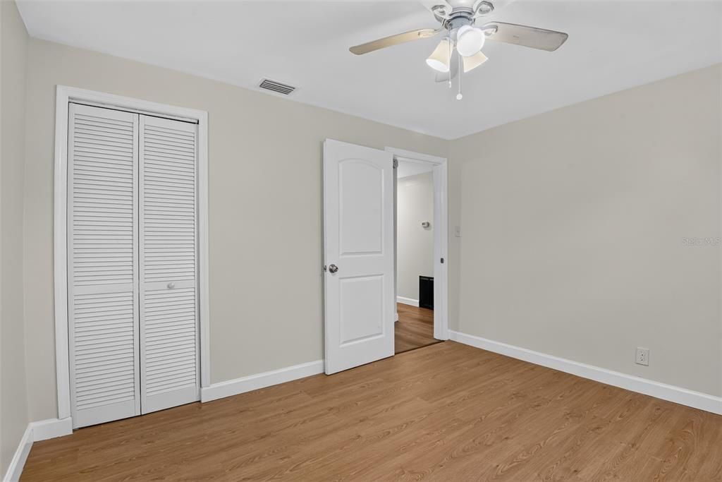 For Sale: $249,000 (3 beds, 1 baths, 1128 Square Feet)