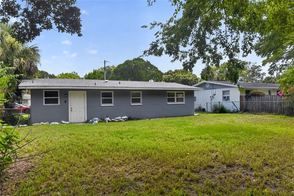 For Sale: $249,000 (3 beds, 1 baths, 1128 Square Feet)