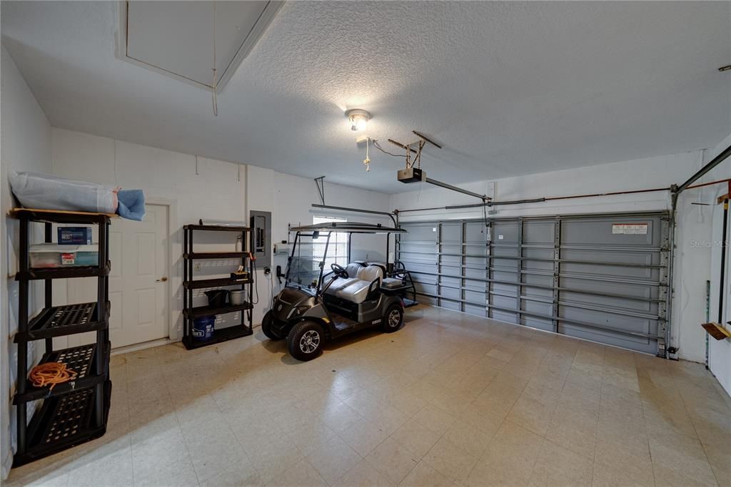На продажу: $299,900 (3 спален, 2 ванн, 1556 Квадратных фут)