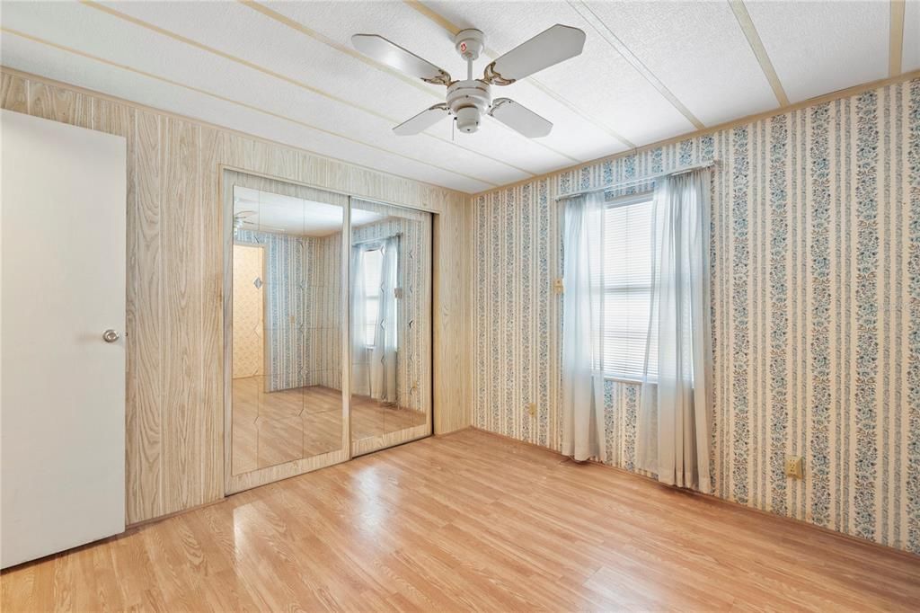 For Sale: $185,000 (3 beds, 2 baths, 1416 Square Feet)