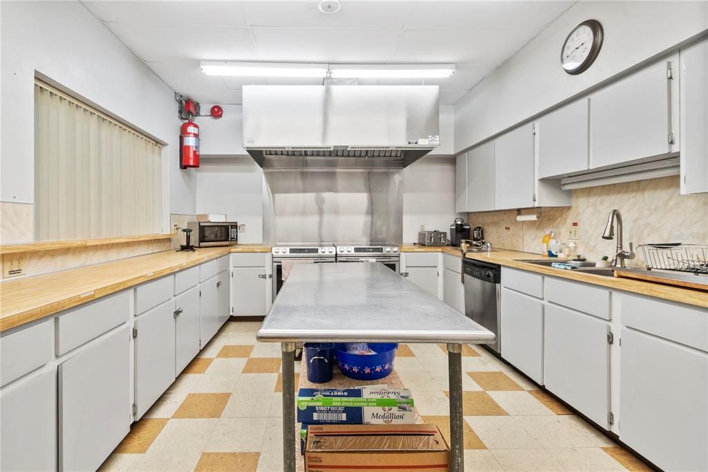 For Sale: $185,000 (3 beds, 2 baths, 1416 Square Feet)