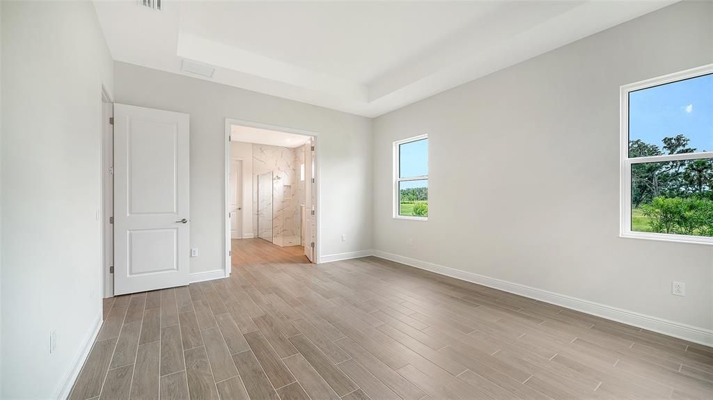 En Venta: $774,990 (3 camas, 3 baños, 2559 Pies cuadrados)