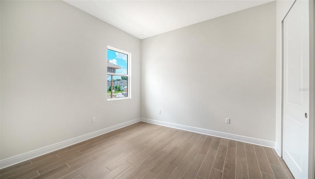 En Venta: $774,990 (3 camas, 3 baños, 2559 Pies cuadrados)