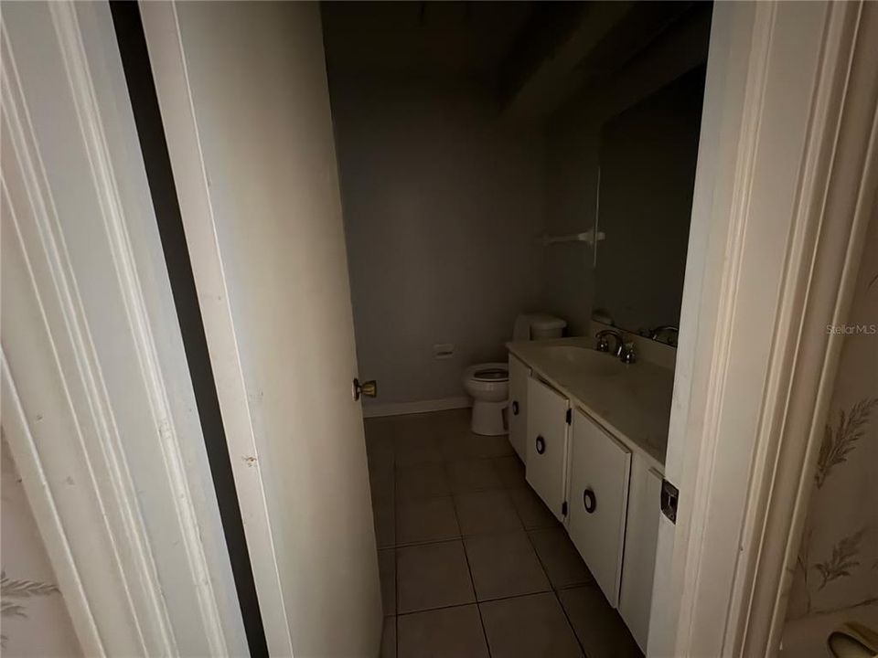 For Sale: $139,000 (3 beds, 2 baths, 999 Square Feet)
