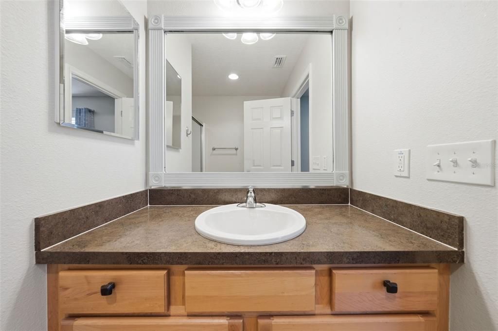 For Rent: $2,250 (2 beds, 2 baths, 1156 Square Feet)