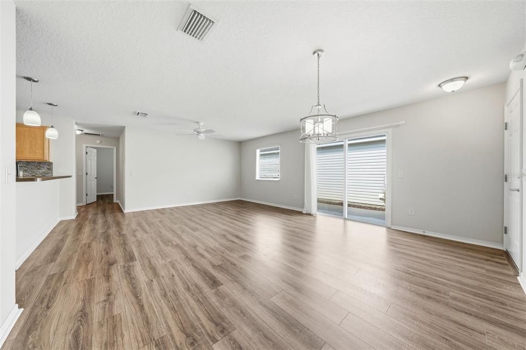 For Rent: $2,250 (2 beds, 2 baths, 1156 Square Feet)
