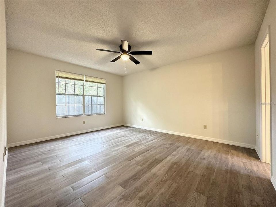 En Renta: $1,950 (3 camas, 2 baños, 1287 Pies cuadrados)
