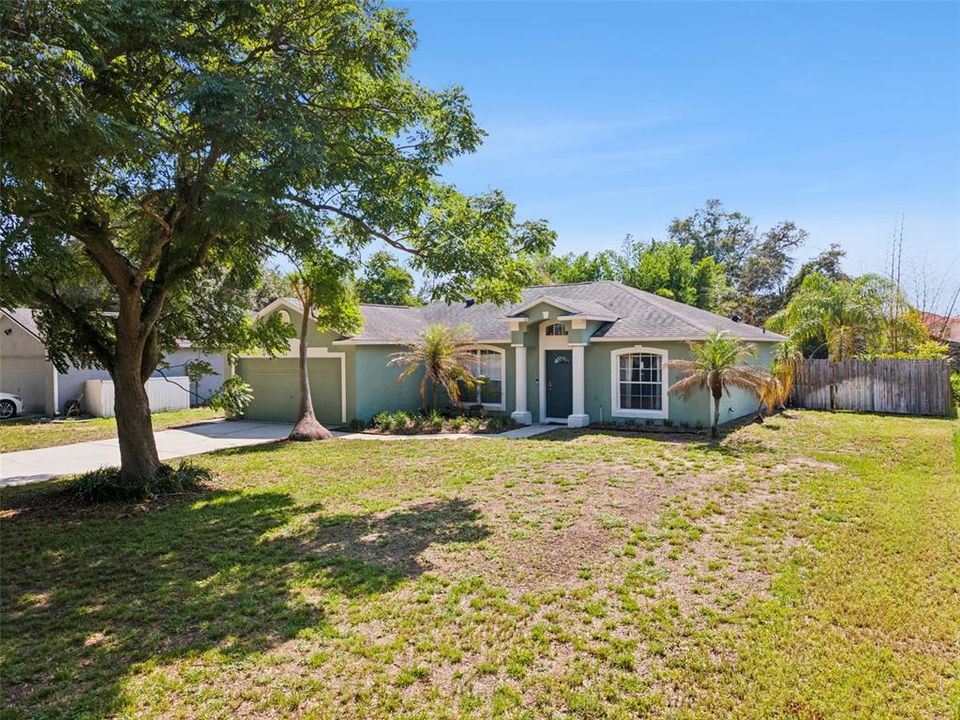 Activo con contrato: $320,000 (3 camas, 2 baños, 1440 Pies cuadrados)