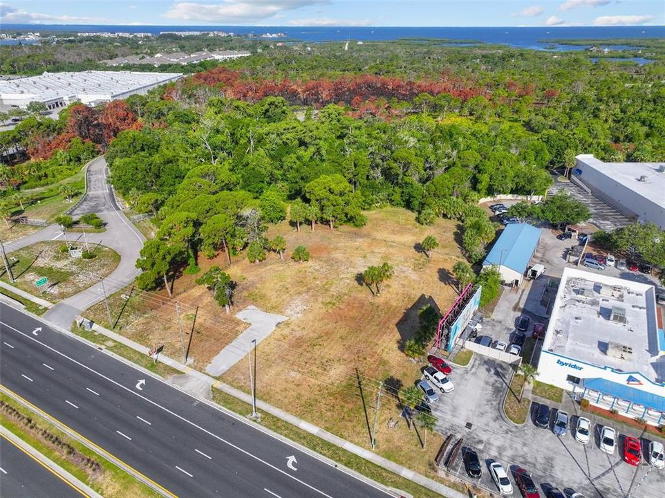En Venta: $475,000 (0.91 acres)