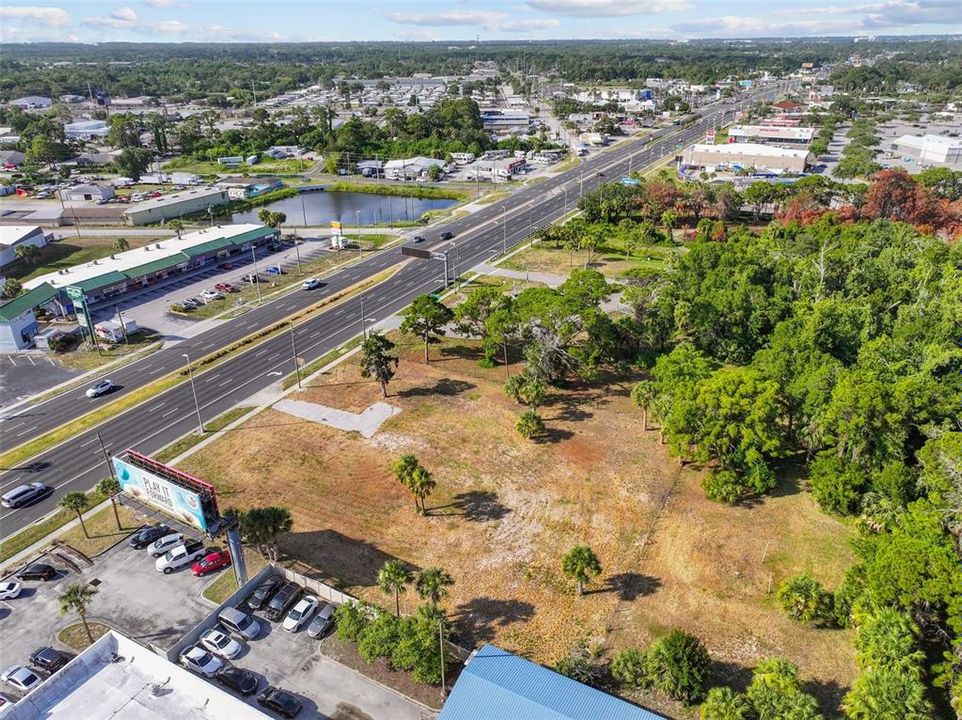 En Venta: $475,000 (0.91 acres)