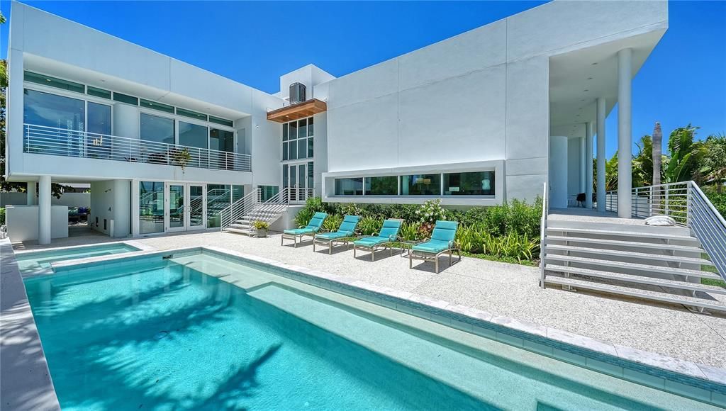 На продажу: $6,995,000 (4 спален, 5 ванн, 4617 Квадратных фут)