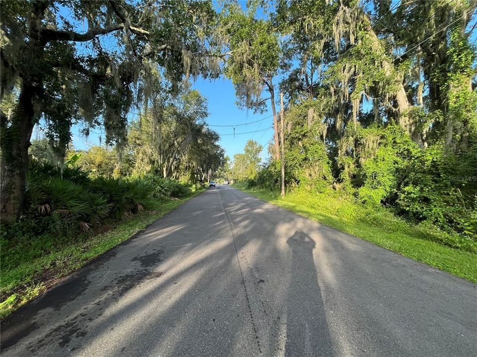 En Venta: $36,899 (0.37 acres)