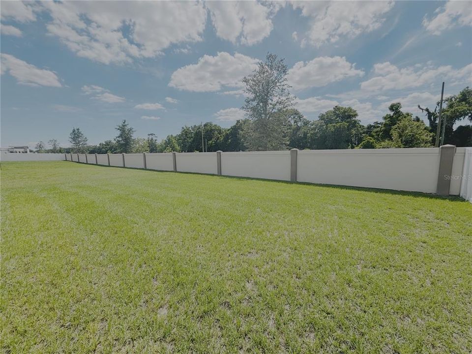 For Rent: $2,595 (4 beds, 3 baths, 2011 Square Feet)