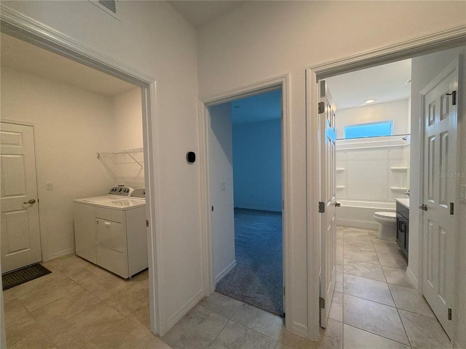 En Renta: $2,595 (4 camas, 3 baños, 2011 Pies cuadrados)