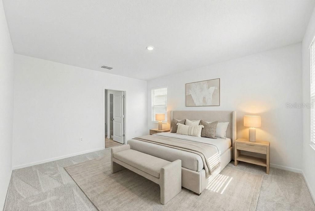 For Rent: $2,350 (5 beds, 2 baths, 2318 Square Feet)