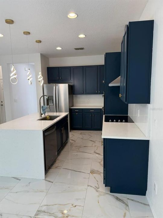 На продажу: $459,000 (4 спален, 2 ванн, 2234 Квадратных фут)