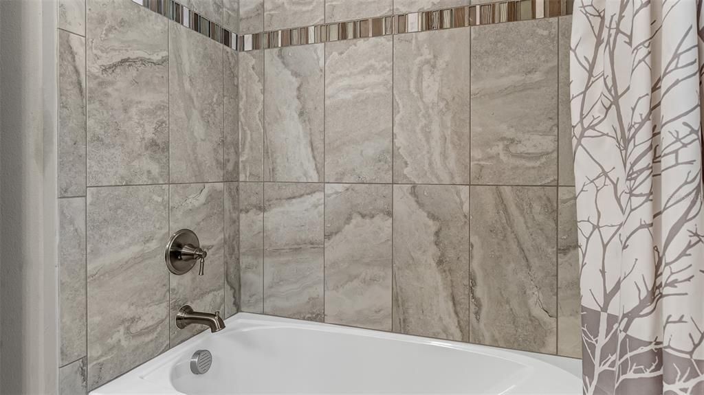 В аренду: $3,695 (4 спален, 3 ванн, 2208 Квадратных фут)