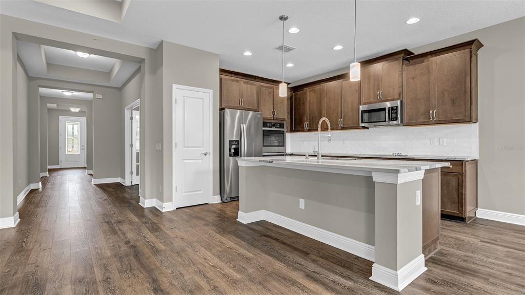 В аренду: $3,695 (4 спален, 3 ванн, 2208 Квадратных фут)