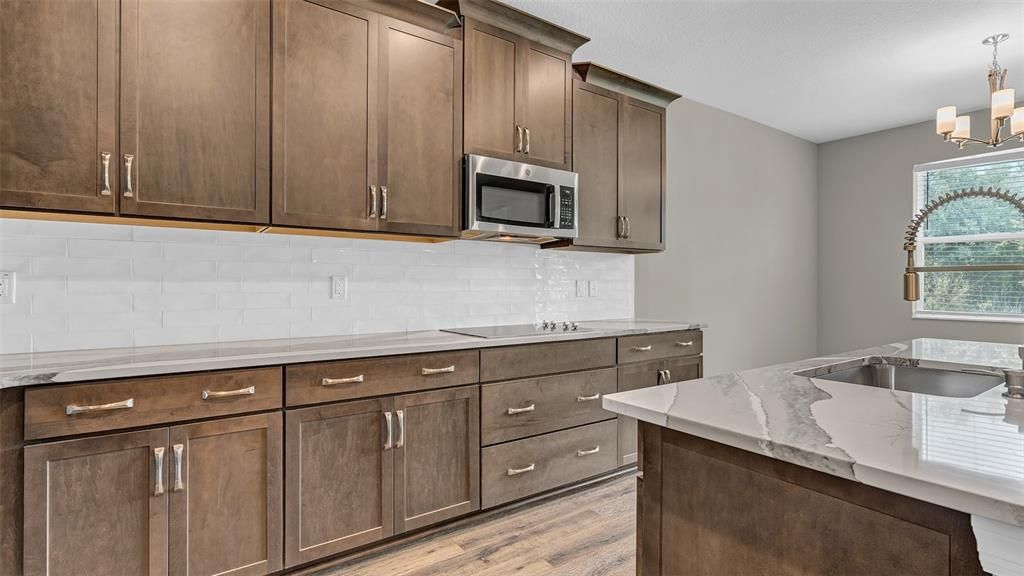 В аренду: $3,695 (4 спален, 3 ванн, 2208 Квадратных фут)