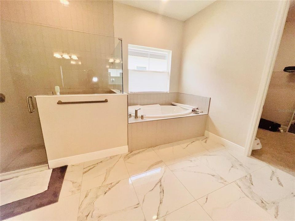 В аренду: $4,200 (3 спален, 3 ванн, 2756 Квадратных фут)