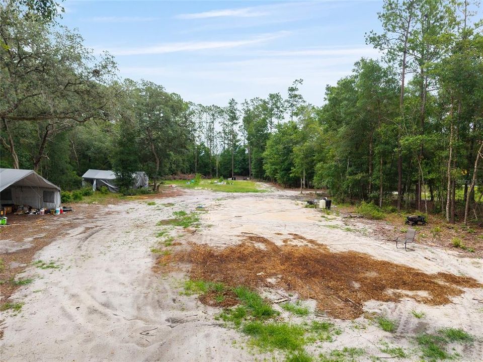 待售: $98,000 (1.51 acres)
