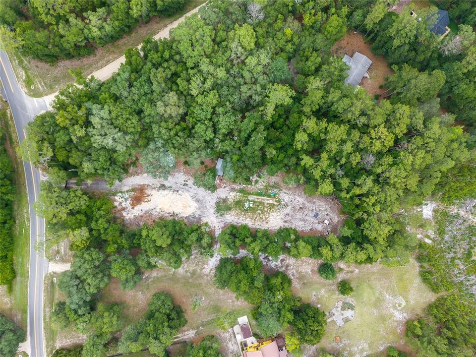 待售: $98,000 (1.51 acres)