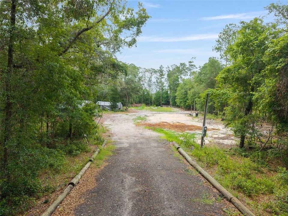 待售: $98,000 (1.51 acres)