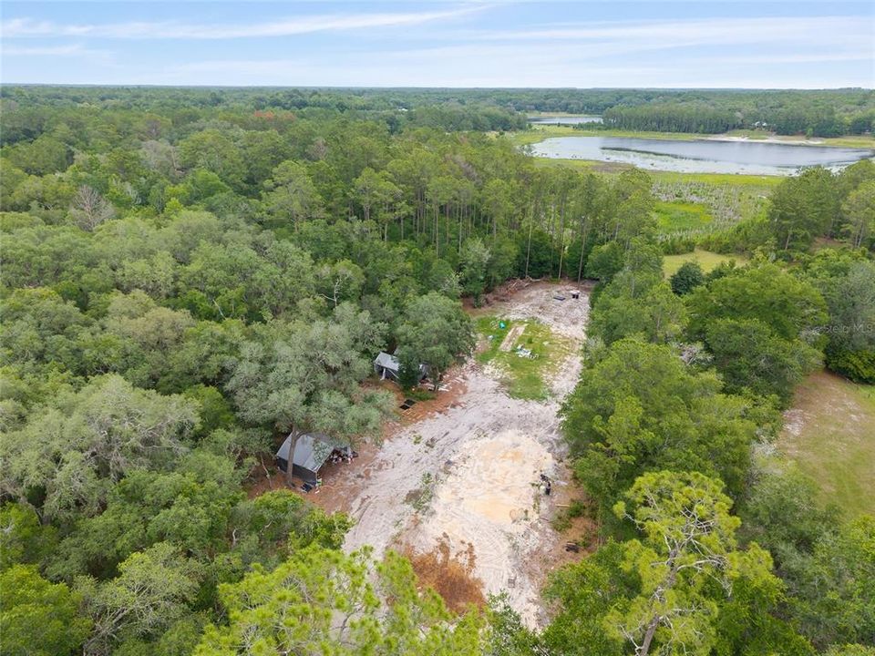 待售: $98,000 (1.51 acres)