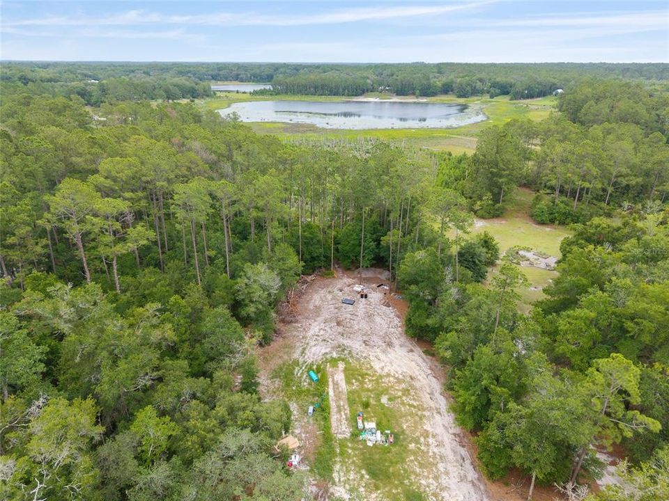 待售: $98,000 (1.51 acres)