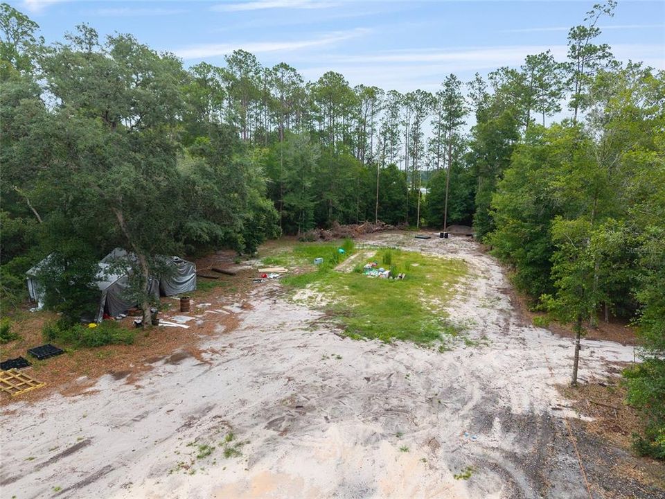 待售: $98,000 (1.51 acres)
