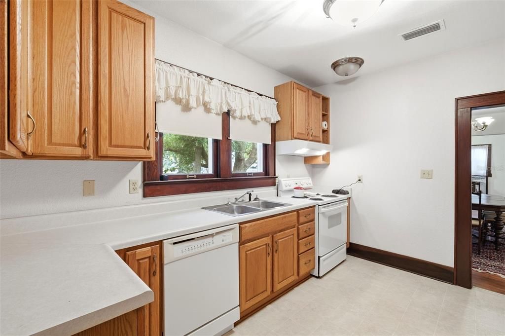 En Venta: $900,000 (2 camas, 2 baños, 1226 Pies cuadrados)