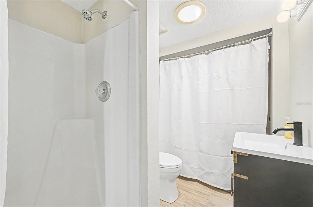 На продажу: $529,000 (3 спален, 3 ванн, 1377 Квадратных фут)