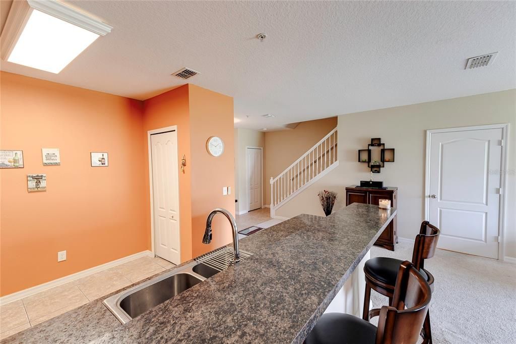 For Sale: $319,900 (3 beds, 2 baths, 1667 Square Feet)