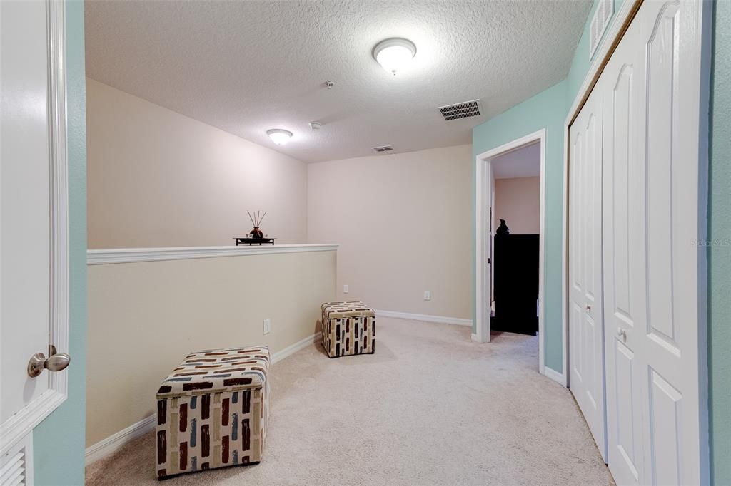 For Sale: $319,900 (3 beds, 2 baths, 1667 Square Feet)