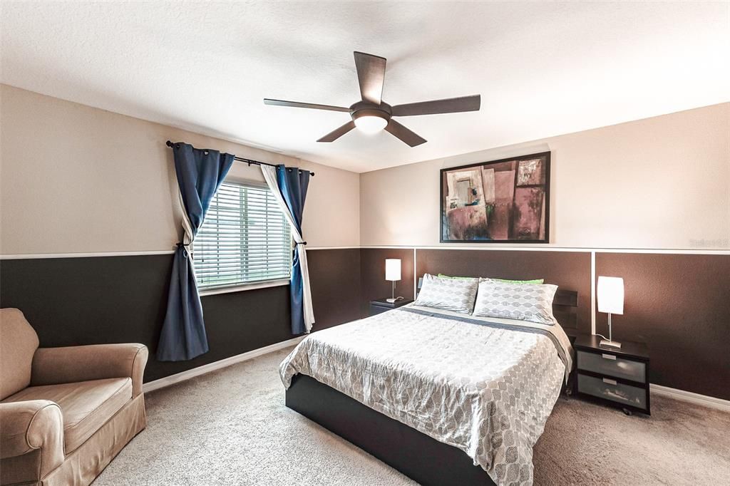 For Sale: $319,900 (3 beds, 2 baths, 1667 Square Feet)