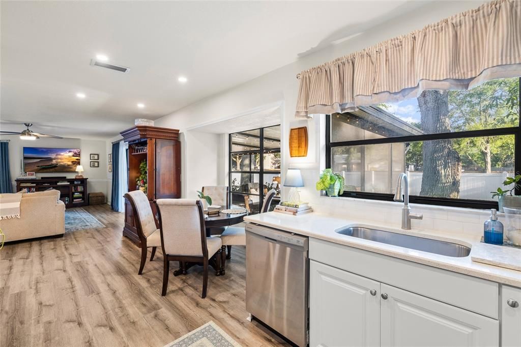En Venta: $529,724 (4 camas, 2 baños, 2232 Pies cuadrados)
