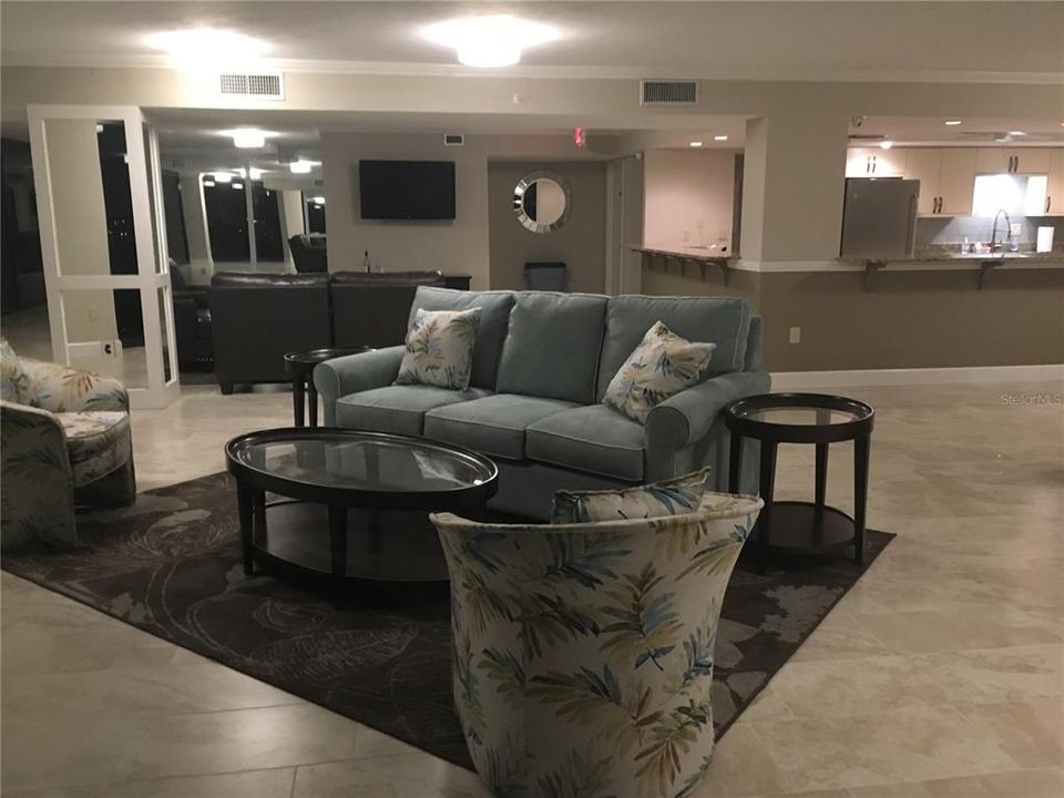 En Venta: $779,000 (2 camas, 2 baños, 1372 Pies cuadrados)