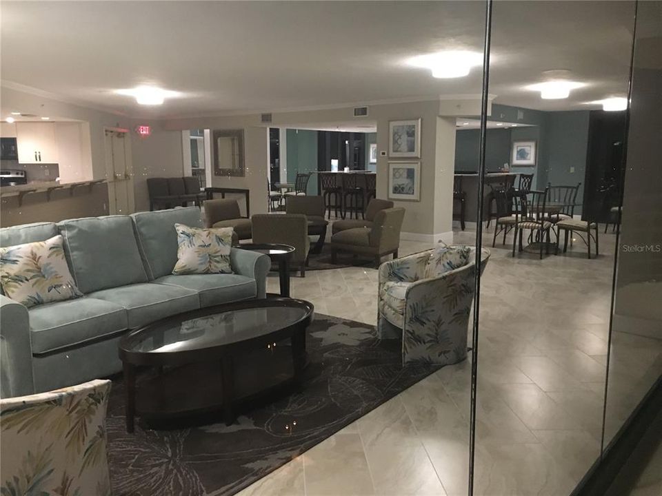 En Venta: $779,000 (2 camas, 2 baños, 1372 Pies cuadrados)
