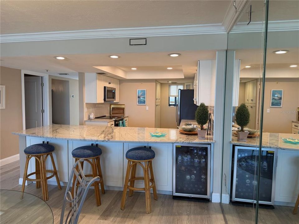 En Venta: $779,000 (2 camas, 2 baños, 1372 Pies cuadrados)