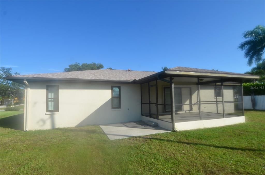 For Sale: $385,000 (3 beds, 2 baths, 1700 Square Feet)