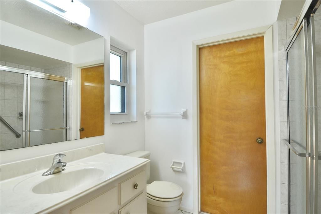 For Sale: $385,000 (3 beds, 2 baths, 1700 Square Feet)